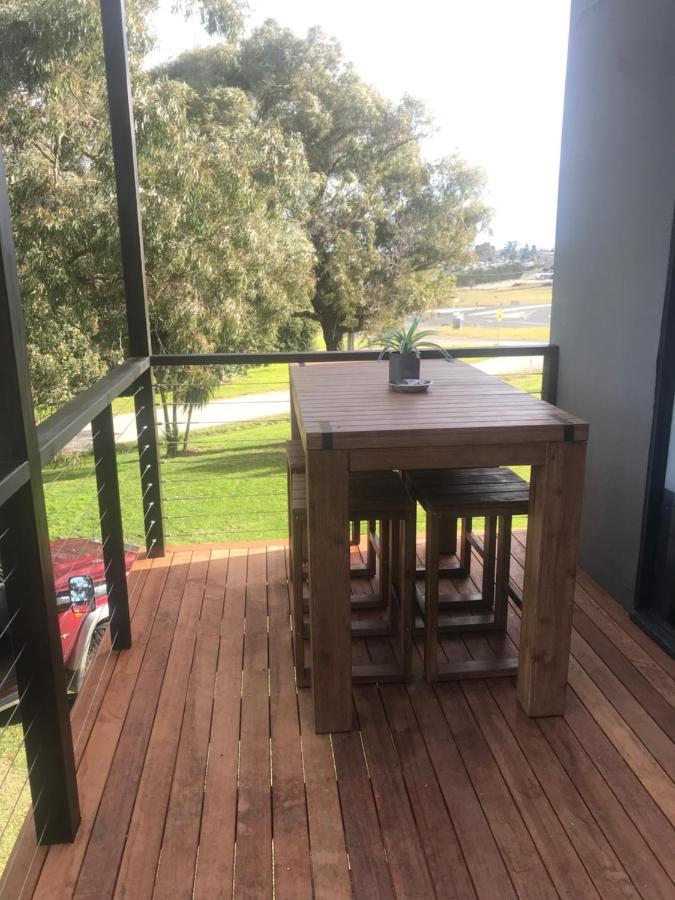 Longhorn Ranch Apartments Orbost Esterno foto