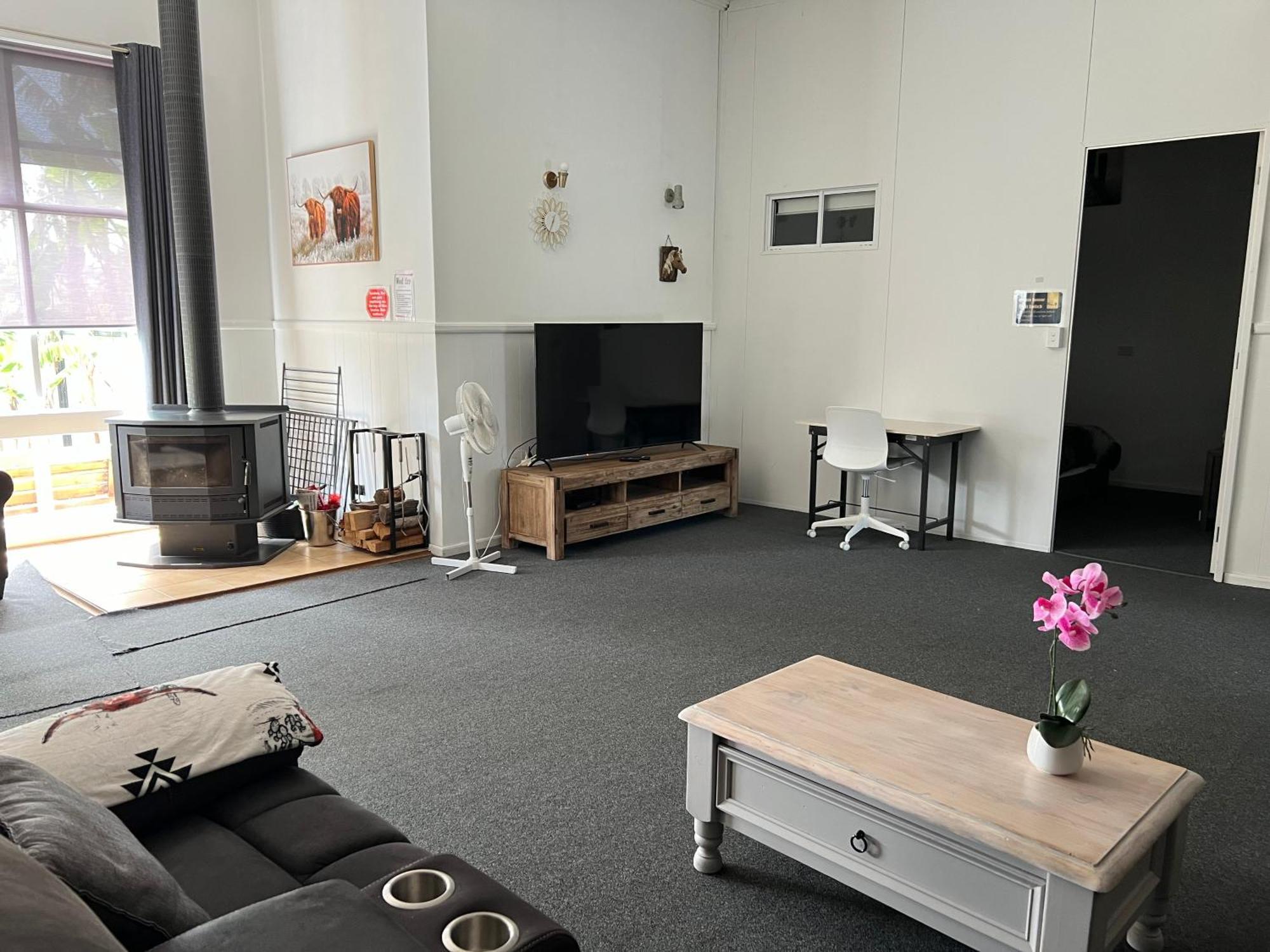 Longhorn Ranch Apartments Orbost Esterno foto