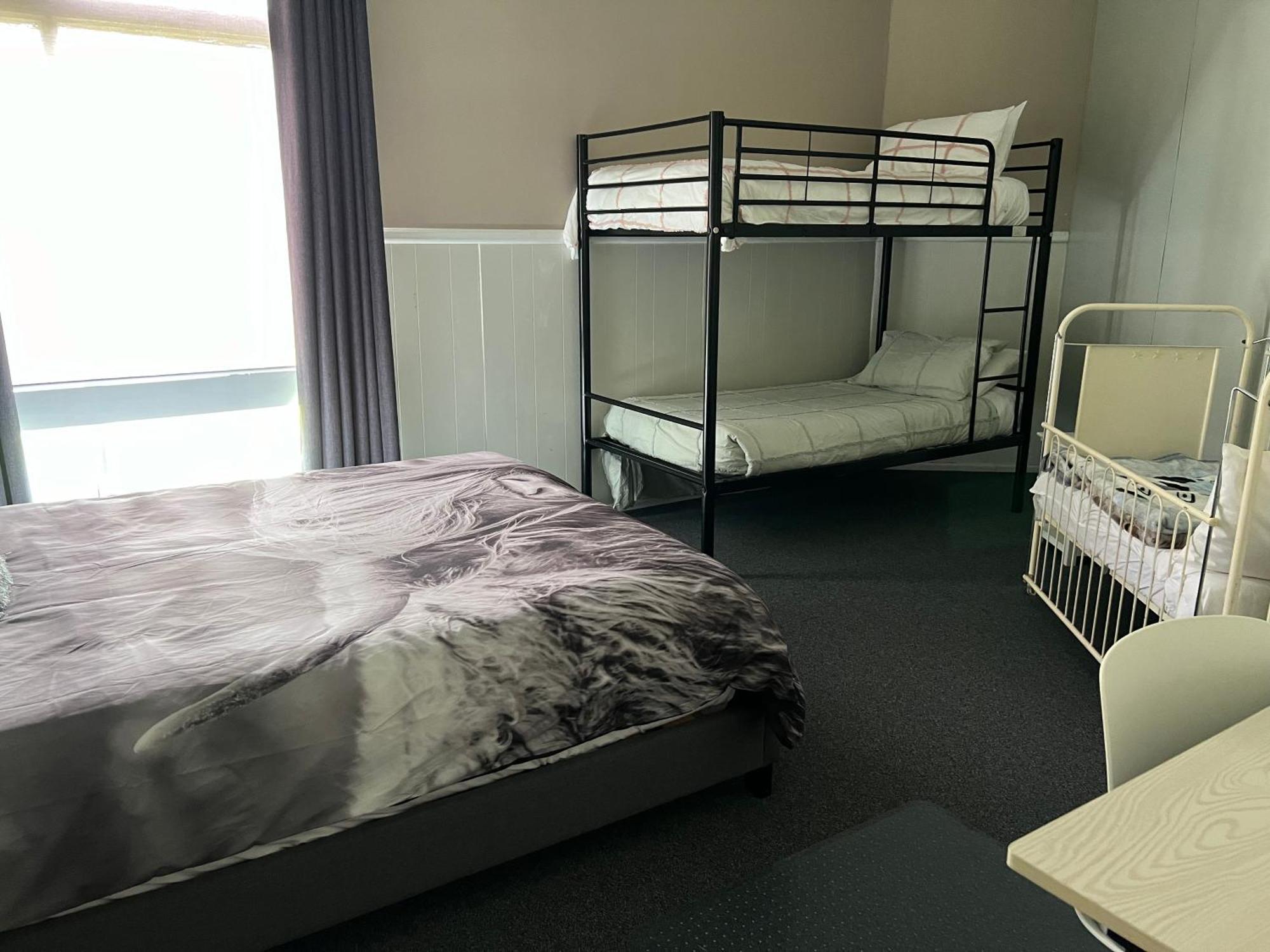 Longhorn Ranch Apartments Orbost Esterno foto