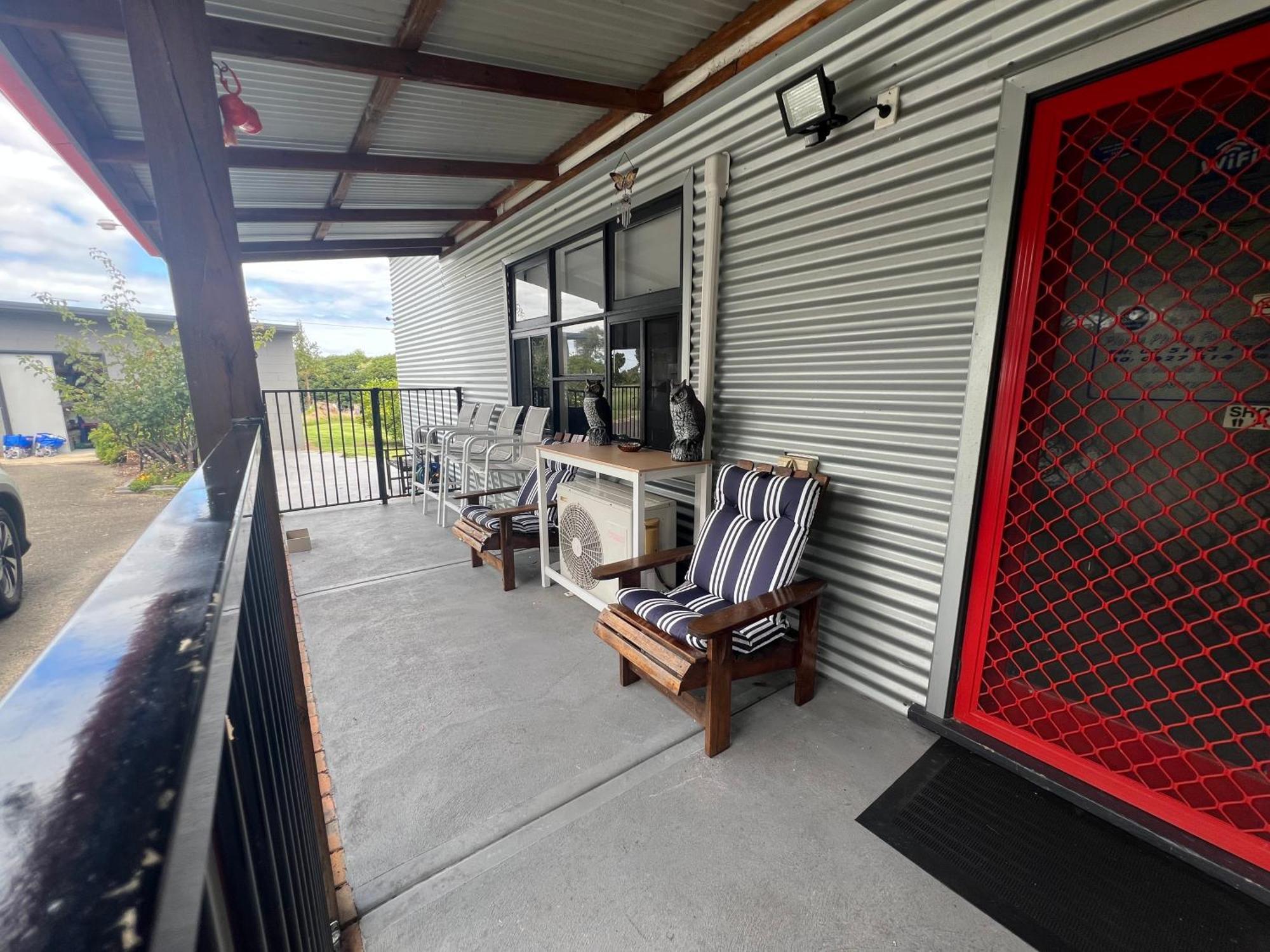 Longhorn Ranch Apartments Orbost Esterno foto