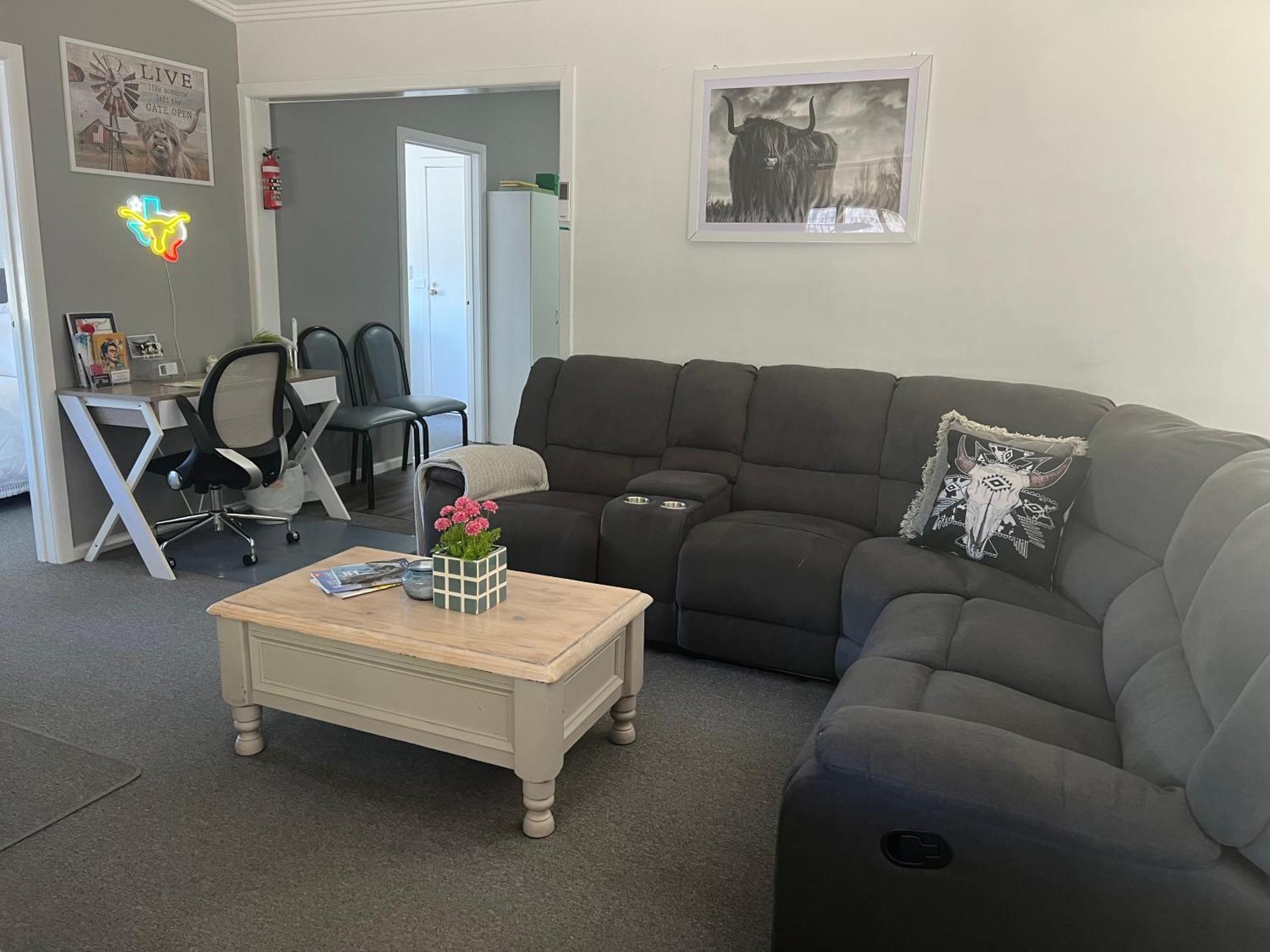 Longhorn Ranch Apartments Orbost Esterno foto