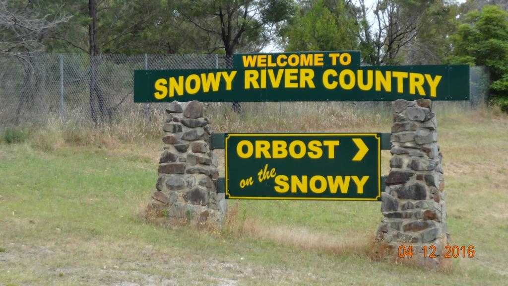 Longhorn Ranch Apartments Orbost Esterno foto